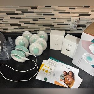 Willow Go Wearable Set and Accessories